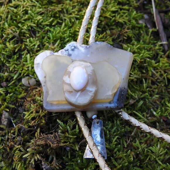 Handmade Artisan Moss Agate & Mexican Opal Bone Silver Bolo Tie - Picture 2 of 10